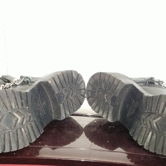 Black leather boots - Picture 5 of 6